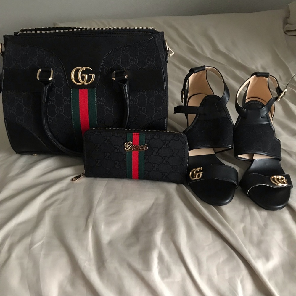 Gucci bag and shoe set - Picture 1 of 6